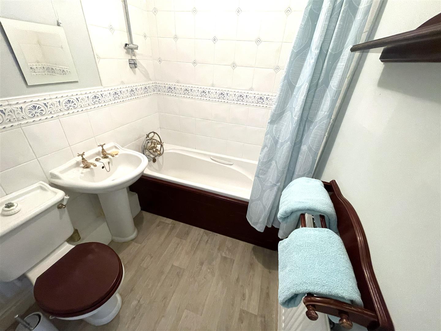 Oakwood Drive, Gowerton, Swansea, SA4 3DJ